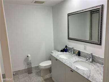 Main picture of 235 NE 1st St