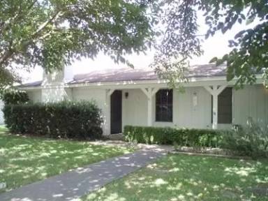 Main picture of 2921 Melmar Park St