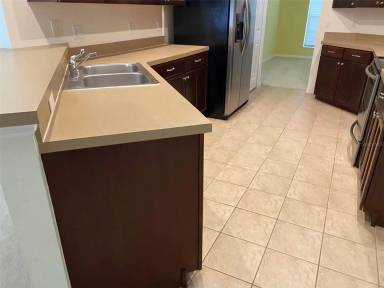 Main picture of 2707 Patrician Cir