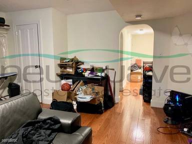 Main picture of 304 Berkeley St