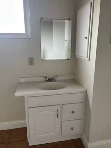 Main picture of 5977 Milnes Rd