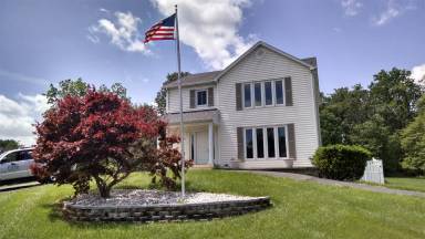 Main picture of 223 Winesap Ct
