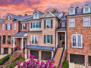 Main picture of 1425 Montclair Ct SE