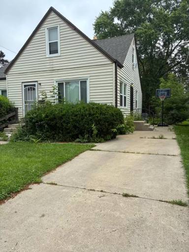 Main picture of 5122 N 47th St