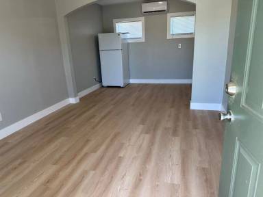 Main picture of 953 N Glendale St
