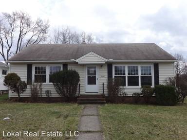 Main picture of 4527 E Frontenac Dr