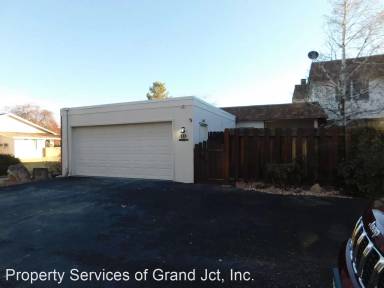 Main picture of 2700 G Rd