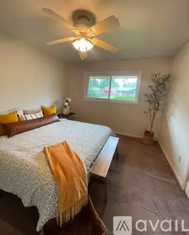 Main picture of 138 Jefferson Dr