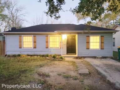 Main picture of 2118 N Park Ave