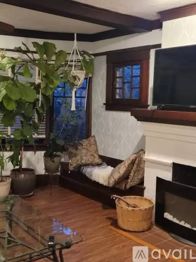 Main picture of 2320 Adams Ave