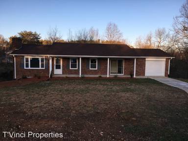 Main picture of 5065 Noble St