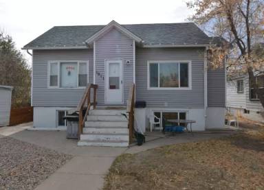 Main picture of 1011 E 22nd St