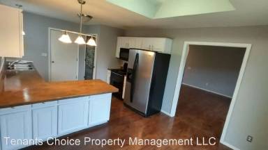 Main picture of 3816 W Overland St