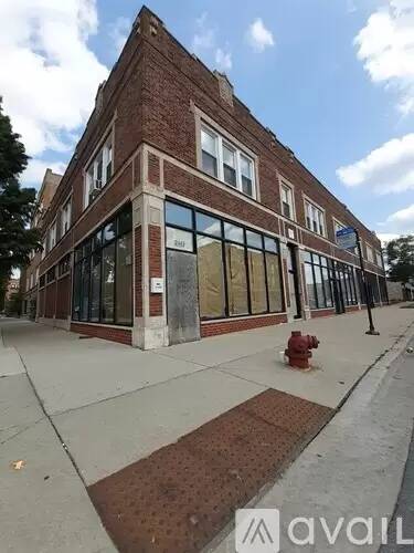 Main picture of 2442 E 75th St