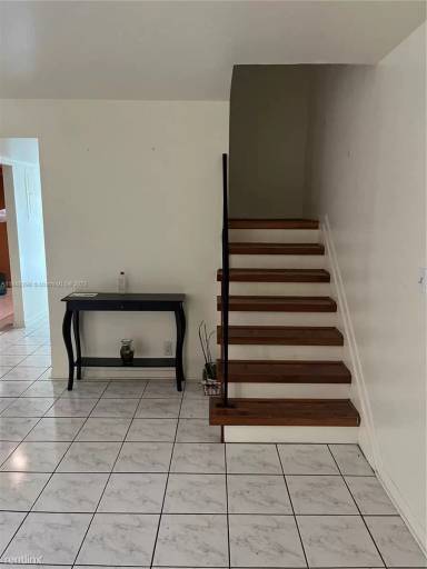 Main picture of 8030 SW 18th Pl