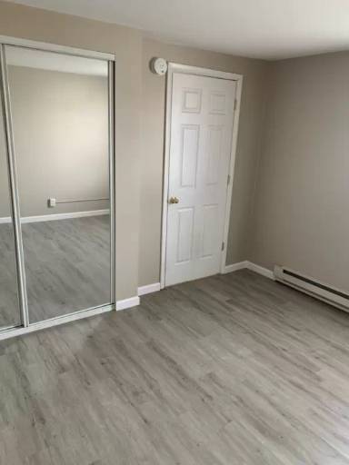 Main picture of 120 S Main St