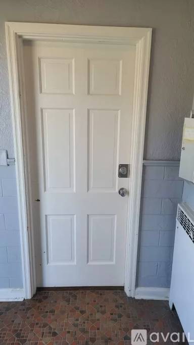 Main picture of 4748 Reading Rd