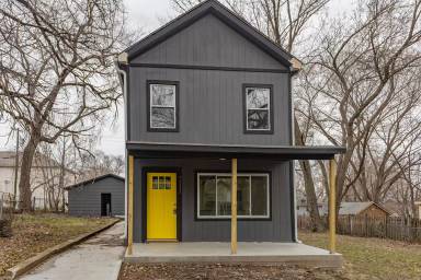 Main picture of 311 Pottawatomie St
