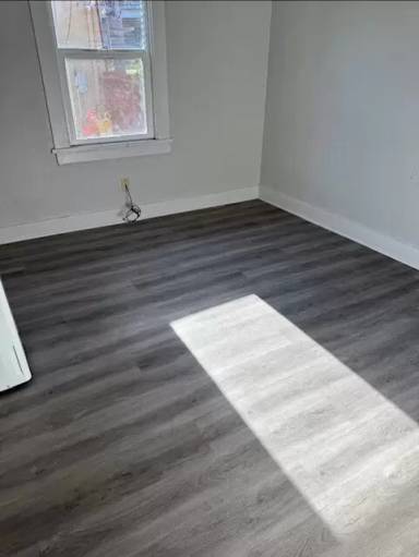 Main picture of 105 Grant St