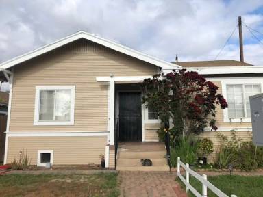 Main picture of 1030 Daisy Ave