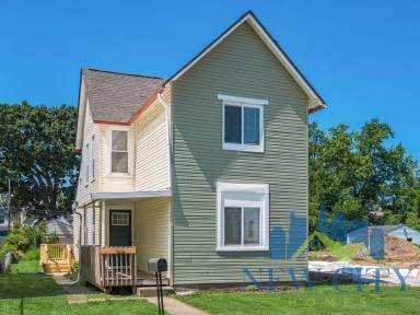 Main picture of 125 Chicago Ave