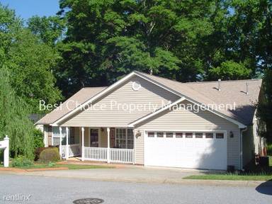Main picture of 500 Hunters Ln