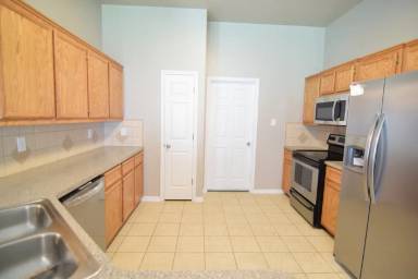 Main picture of 3103 Hydrangea Ave