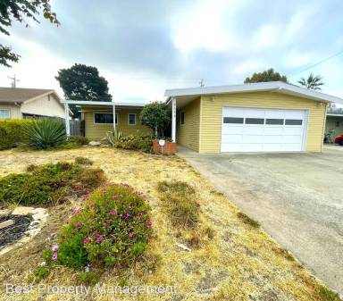 Main picture of 3136 Mission View Dr