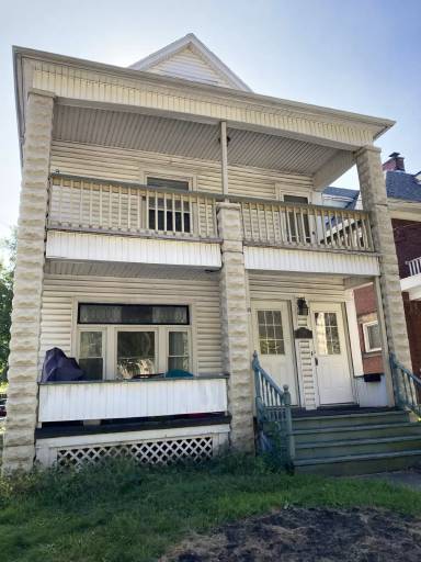 Main picture of 1339 W 8th St