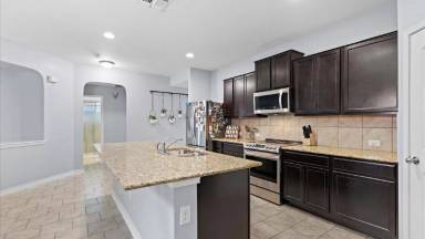 Main picture of 12102 Sapphire Riv