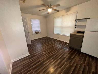 Main picture of 611 S 25th St