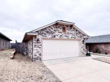 Main picture of 4620 Tsavo Way