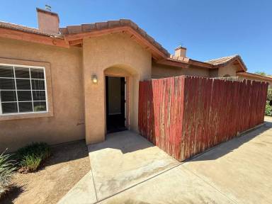 Main picture of 548 Yellow Meadow Ct