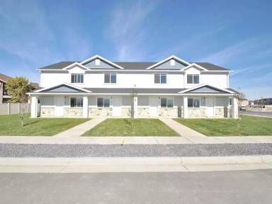 Main picture of 2333 N 3900 W