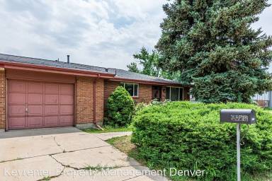 Main picture of 9022 W Washburn Pl