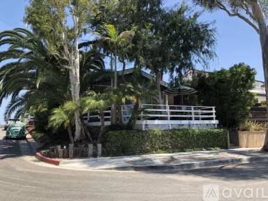 Main picture of 720 Jasmine Ave