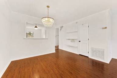 Main picture of 3370 Heathstead Pl