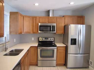 Main picture of 6105 Cody St