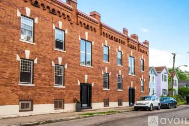 Main picture of 10 McClure St