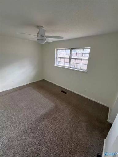 Main picture of 4912 Lee St