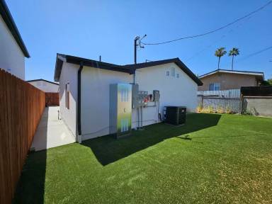 Main picture of 7426 Denny Ave