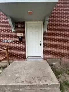 Main picture of 642 S Hydraulic St