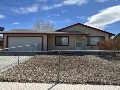 Main picture of 2025 Lonnie Ln