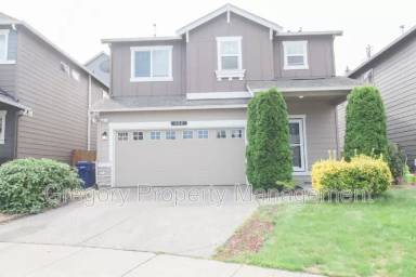 Main picture of 432 201st Pl SW