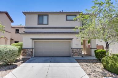 Main picture of 2717 Rimbaud St