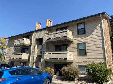 Main picture of 410 Zang St