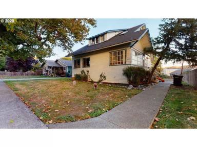 Main picture of 437 NE Jackson St