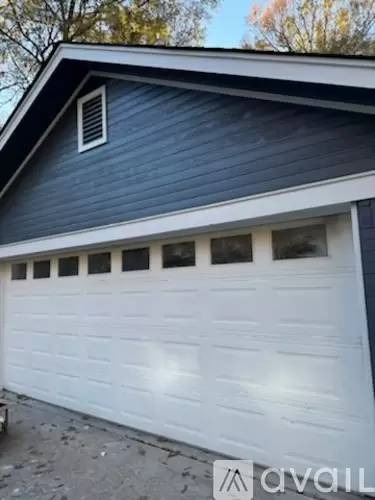 Main picture of 20 Brook Ln