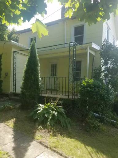 Main picture of 47 South St