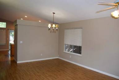 Main picture of 104 Hibiscus Ct